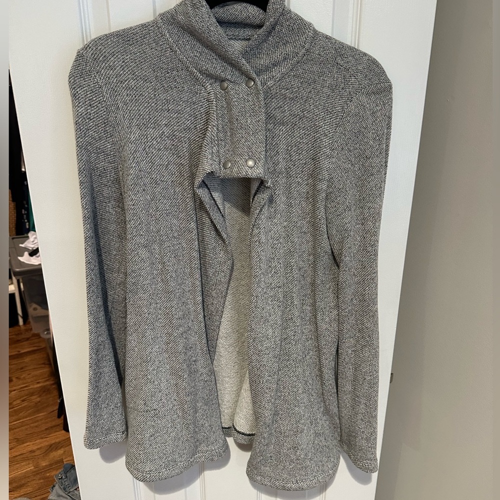 Gray Women's maternity/nursing cardigan